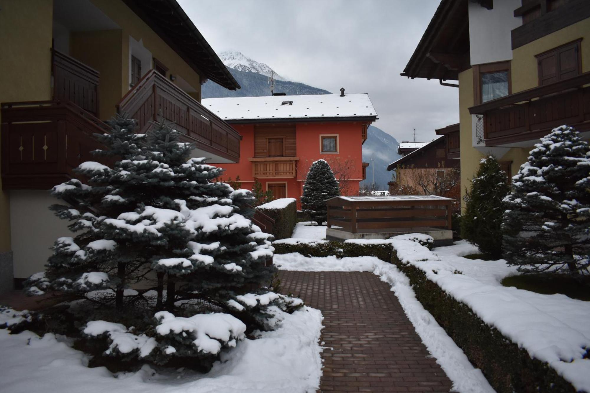 Appartamento In Residence Santa Lucia ボルミオ エクステリア 写真